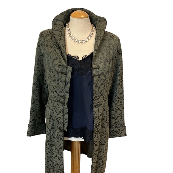 SHANGHAI SOHO Long Brocade Jacket Size Large Green Gorgeous Fabric - Picture 1 of 11